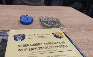 Sindikat SIPA-e dodijelio je Udruženju "Mreža policijskih službenica" Zahvalnicu za prijateljstvo i uspješnu saradnju