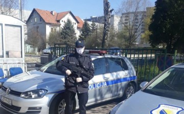 Uloga žene u policiji prezentirana kroz seriju fotografija policijskih službenica na dužnosti