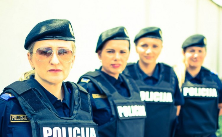 Promoviranje policijskog poziva i žene u policiji