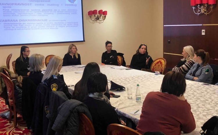 A meeting was held with the policewomen from the MOI of Tuzla Canton