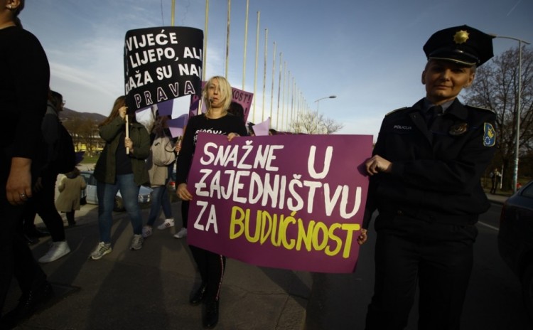 Osmomartovski marš "Snažne u zajedništvu, za budućnost"